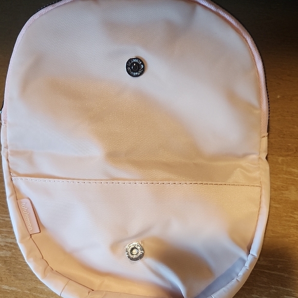 lululemon athletica Soft Pink Crossbody Bag - Picture 5 of 8
